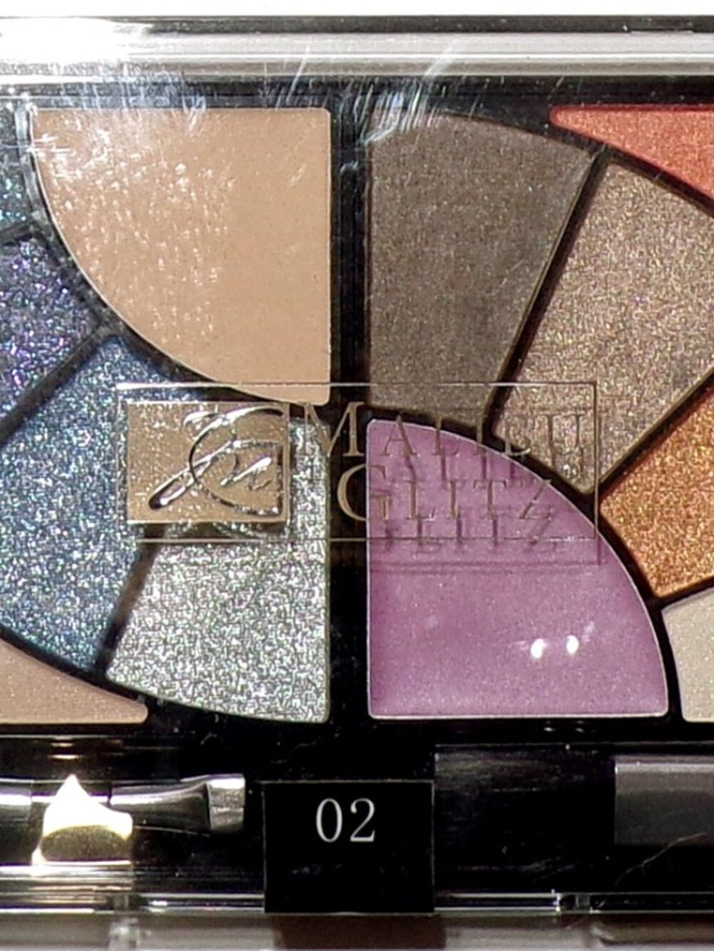 Malibu Glitz -Eyeshadow Palette vol.2
